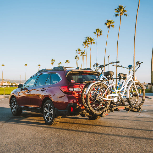 Hollywood Destination E: 2 Bike, 2"