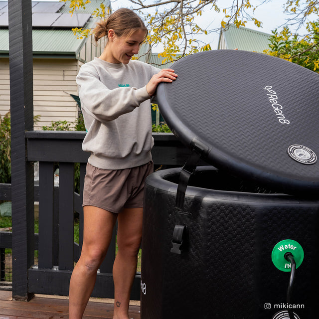 Regen8 PolarBarrel Cold Plunge Ice Bath with T2 Chiller Unit
